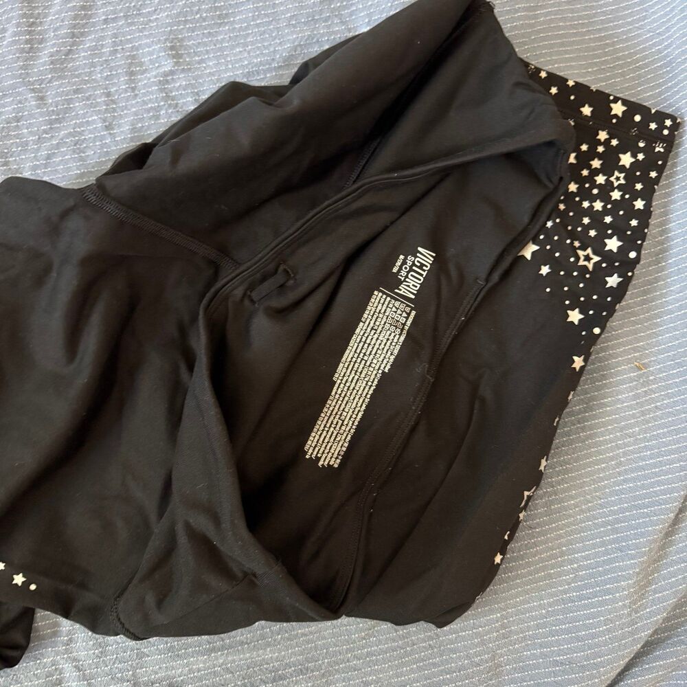 Victoria’s Secret Sport Black Leggings with Silver Star Print – Size M - Picture 3 of 4
